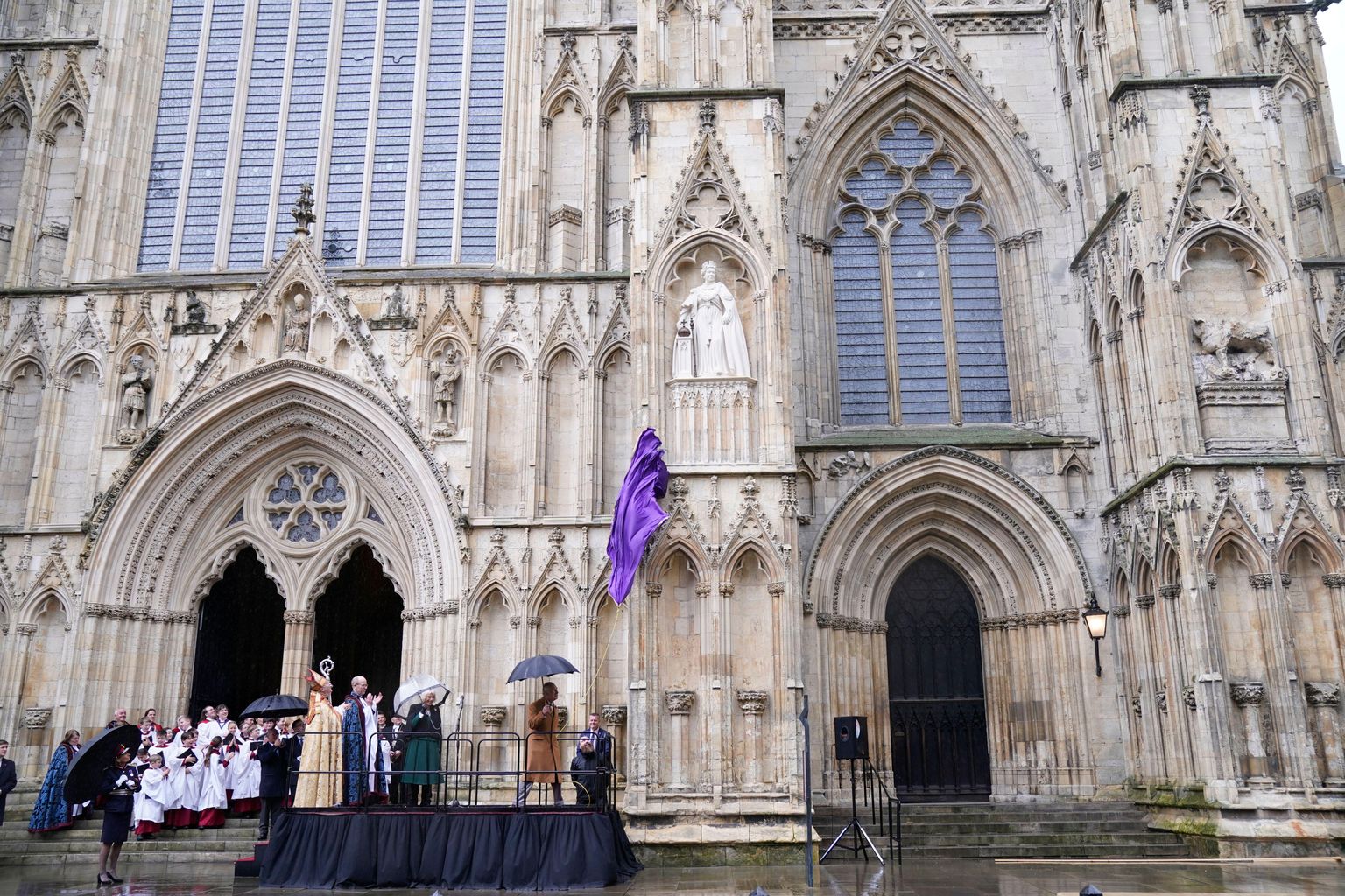 King Charles unveils new statue of Queen Elizabeth II at York Minster